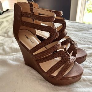 Wedge sandals